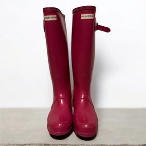 Dark Pink Hunter Tall Rain Boots Size 6